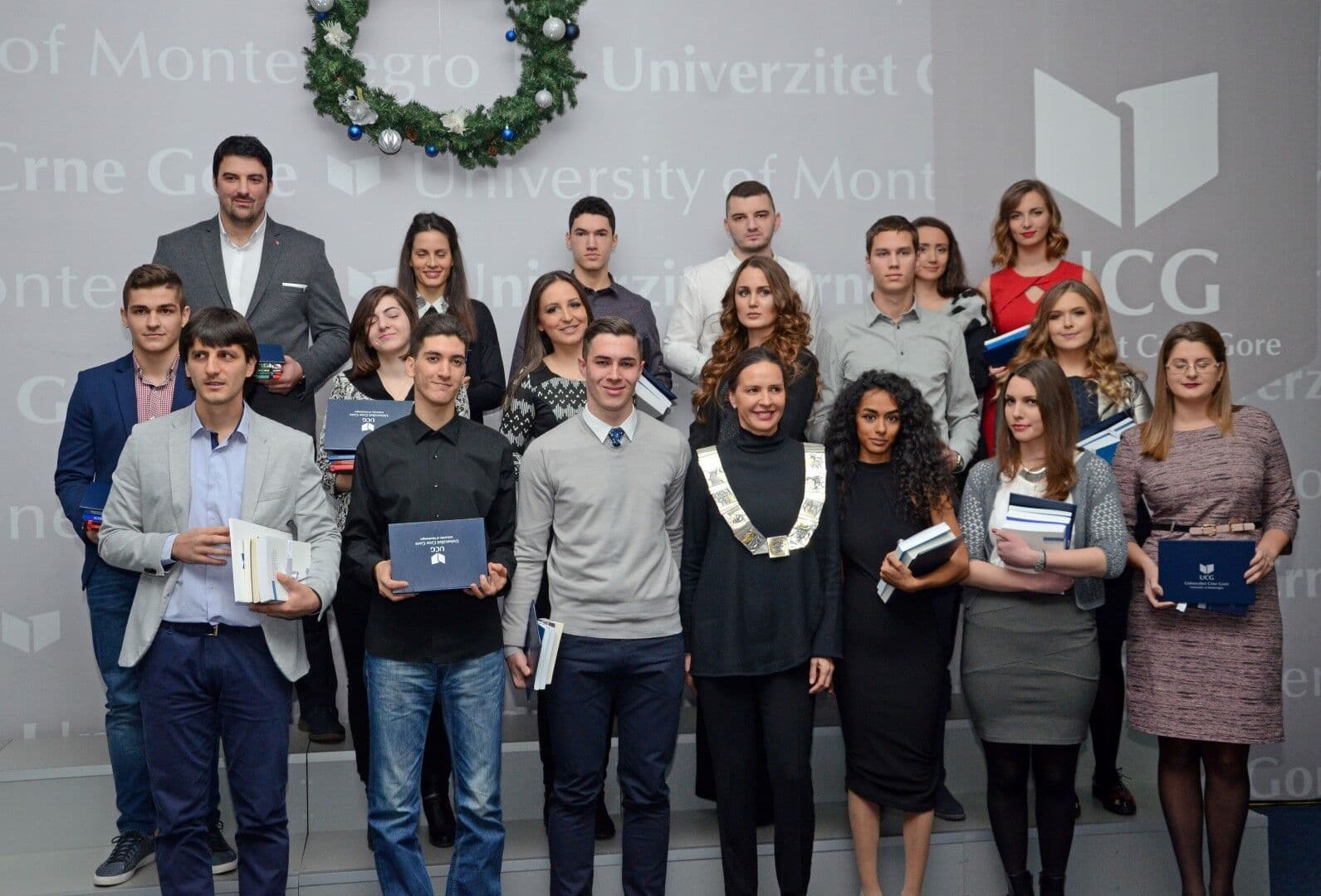 UCG: Dodijeljenje nagrade najboljim studentima UCG: Dodijeljenje nagrade najboljim studentima