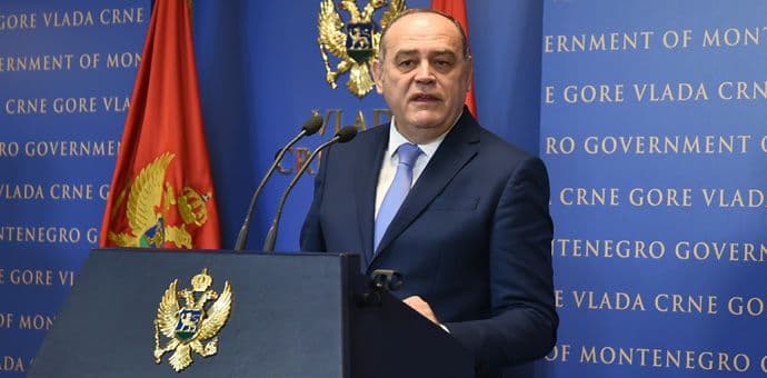 Simović: Predlogom budžeta težili maksimalnom očuvanju standarda stanovništva (VIDEO) Simović: Predlogom budžeta težili maksimalnom očuvanju standarda stanovništva (VIDEO)