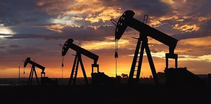 Sljedeće godine skok cijena nafte: Male zemlje očekuje inflacija i rast cijena Sljedeće godine skok cijena nafte: Male zemlje očekuje inflacija i rast cijena