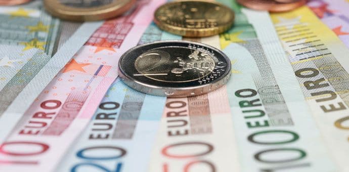 Prosječna zarada 511 eura Prosječna zarada 511 eura