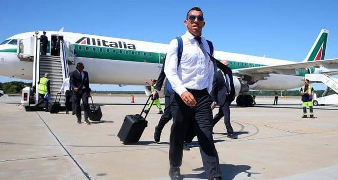 ZVANIČNO: Tevez najplaćeniji fudbaler svijeta! ZVANIČNO: Tevez najplaćeniji fudbaler svijeta!