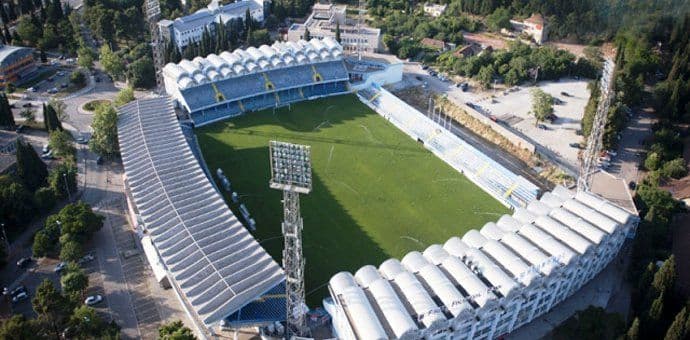 Ugovor o upravljanju: Dug FK "Budućnost" 365.000 eura, godišnji budžet minimum 830.000 eura Ugovor o upravljanju: Dug FK "Budućnost" 365.000 eura, godišnji budžet minimum 830.000 eura