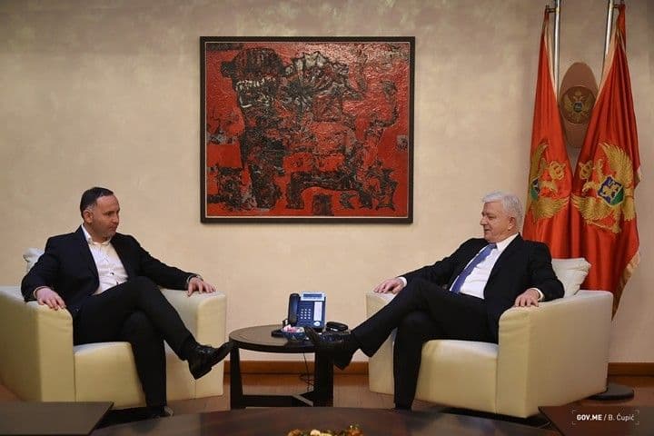 Marković sa Žurićem: U Bijelom Polju 300 novih radnih mjesta Marković sa Žurićem: U Bijelom Polju 300 novih radnih mjesta