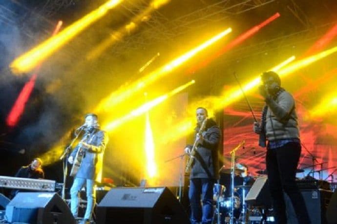 Publika uživala u novogodišnjem provodu u Budvi Publika uživala u novogodišnjem provodu u Budvi