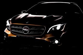 Prva fotografija: Mercedes GLA za 2017.