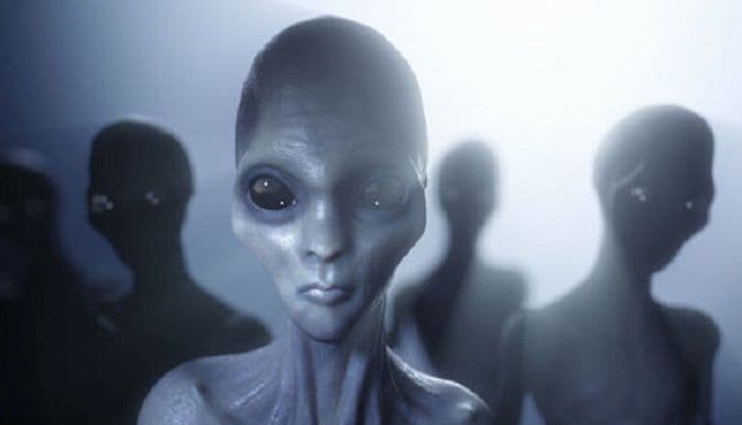 Policajac poslije 70 godina priznao da je vidio vanzemaljce Policajac poslije 70 godina priznao da je vidio vanzemaljce