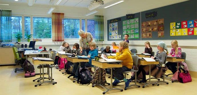 Mladi nastavnici nedovoljno pripremljeni za izvođenje nastave Mladi nastavnici nedovoljno pripremljeni za izvođenje nastave