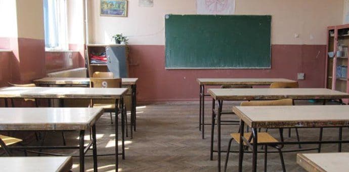 Srednjoškolci danas polažu eksternu maturu Srednjoškolci danas polažu eksternu maturu