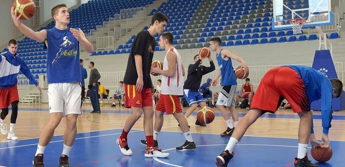 Mlađe košarkaške selekcije na pripremama u Podgorici Mlađe košarkaške selekcije na pripremama u Podgorici