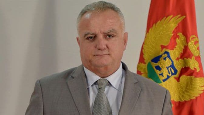 Božićna čestitka ministra Zenke Božićna čestitka ministra Zenke