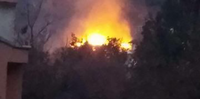 Požar u Risnu: Zgrada u plamenu Požar u Risnu: Zgrada u plamenu