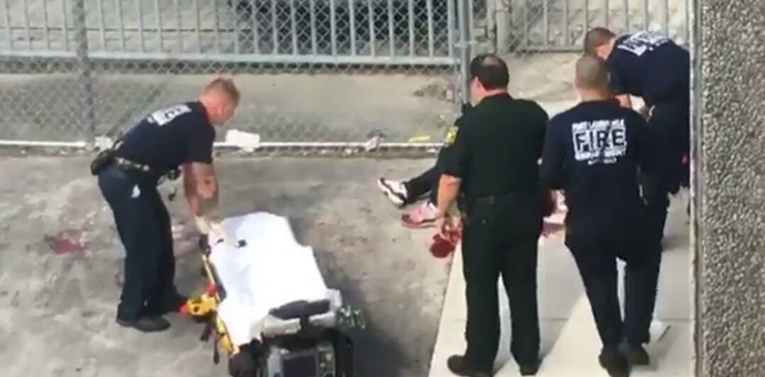 Pucnjava na aerodromu, najmanje pet mrtvih (Video) Pucnjava na aerodromu, najmanje pet mrtvih (Video)