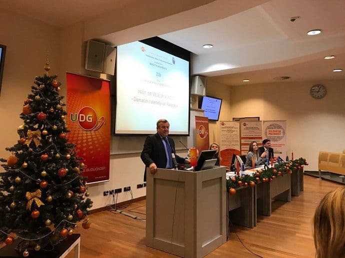 VUKOTIĆ: Birokratija jedino proizvodi javni dug VUKOTIĆ: Birokratija jedino proizvodi javni dug