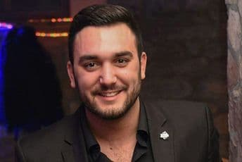 Sramno ponašanje Krivokapićevog poltrona, sjutra sam u Beranama pa neka mi se obrati