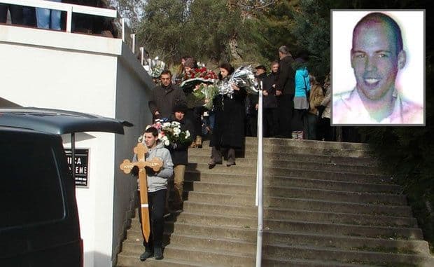 Bar tuguje: Sahranjen Novak Tajić Bar tuguje: Sahranjen Novak Tajić