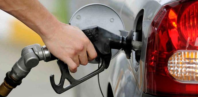 Od ponoći jeftiniji benzin Od ponoći jeftiniji benzin