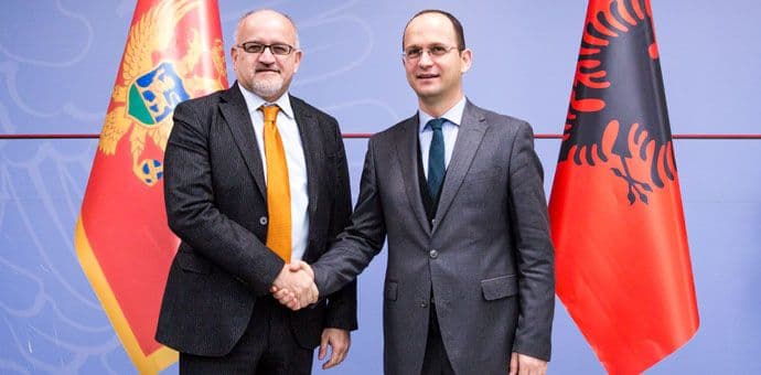 Darmanović u Albaniji: Uskoro dogovor o razgraničenju Darmanović u Albaniji: Uskoro dogovor o razgraničenju