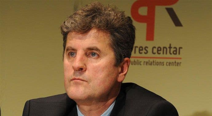 Sindikati traže minimalac od 250 eura, poslodavci protiv Sindikati traže minimalac od 250 eura, poslodavci protiv