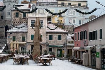 Foto: Herceg Novi pod snijegom na fotografijama Jasona Golda