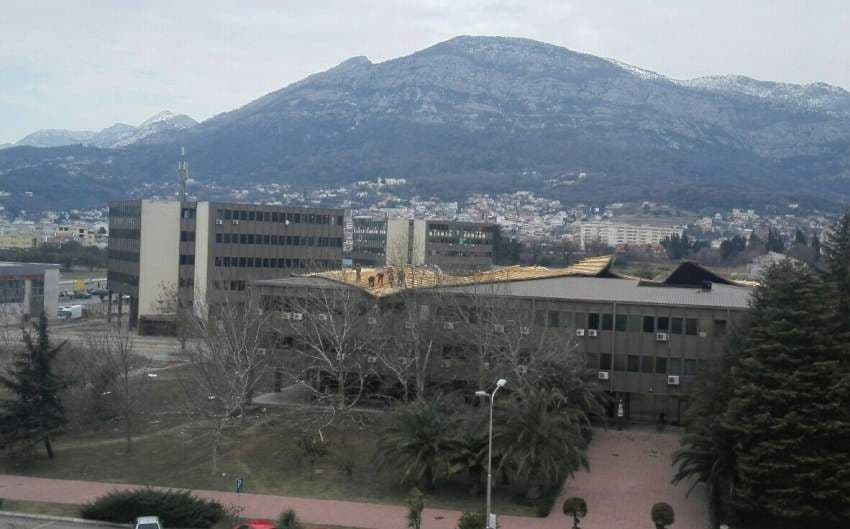 Šteta na zgradi Opštine Bar oko 70 hiljada eura Šteta na zgradi Opštine Bar oko 70 hiljada eura