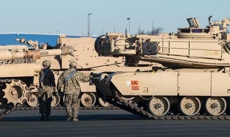 VOJNI ODGOVOR RUSIJI Američki tenkovi stižu u Poljsku VOJNI ODGOVOR RUSIJI Američki tenkovi stižu u Poljsku