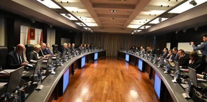 Marković: Ministri da preuzmu odgovornost Marković: Ministri da preuzmu odgovornost