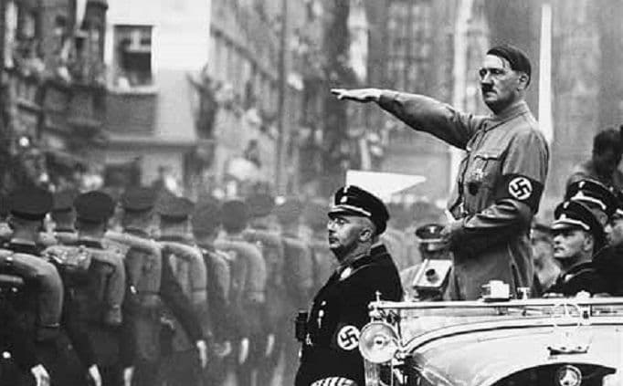 Bivši agent CIA istražuje da li je Hitler lažirao svoju smrt Bivši agent CIA istražuje da li je Hitler lažirao svoju smrt