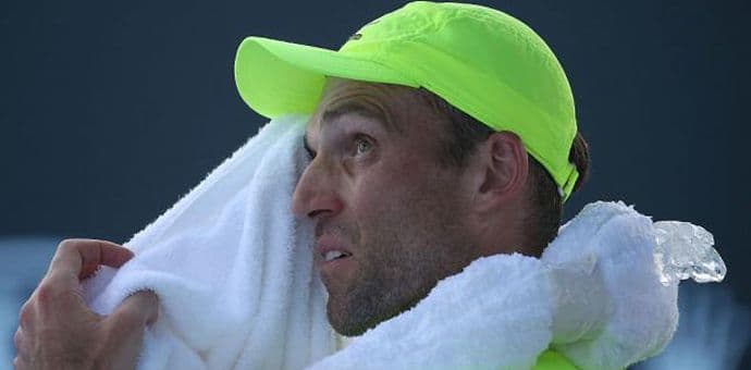 Karlović eliminisan nakon maratonskog meča Karlović eliminisan nakon maratonskog meča