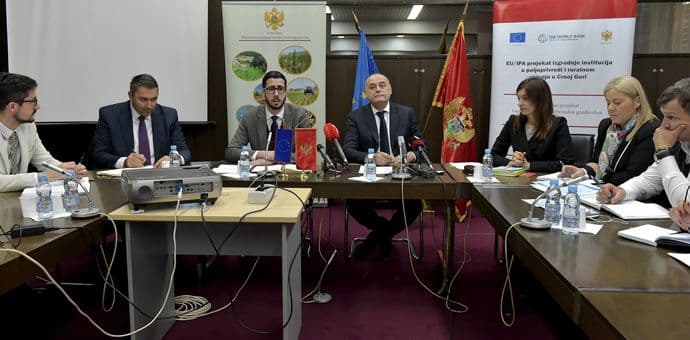 Simović: Povećati efikasnost uz poštovanje procedura Simović: Povećati efikasnost uz poštovanje procedura