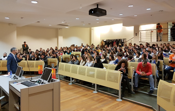 Maturanti iz zemlje i regiona na Školi preduzetništva na UDG Maturanti iz zemlje i regiona na Školi preduzetništva na UDG