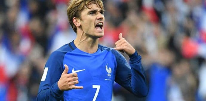 Prije 20 godina jurio autograme, danas vođa "Pjetlova"! Prije 20 godina jurio autograme, danas vođa "Pjetlova"!