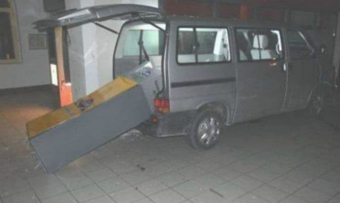 “Pala” bosansko-crnogorska banda u Njemačkoj “Pala” bosansko-crnogorska banda u Njemačkoj