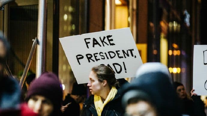 Dan nakon inauguracije: Protesti širom Amerike, uhapšeno 217 ljudi Dan nakon inauguracije: Protesti širom Amerike, uhapšeno 217 ljudi