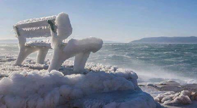 PODGORIČARENJE: Grđe no Pompeja PODGORIČARENJE: Grđe no Pompeja