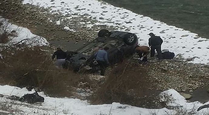 Udes na Putu Bijelo Polje - Berane: Vozilo sletjelo sa puta (Foto) Udes na Putu Bijelo Polje - Berane: Vozilo sletjelo sa puta (Foto)