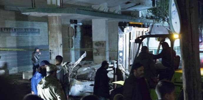 Autobomba eksplodirala kod ambasade Italije, nađena ugljenisana tijela Autobomba eksplodirala kod ambasade Italije, nađena ugljenisana tijela