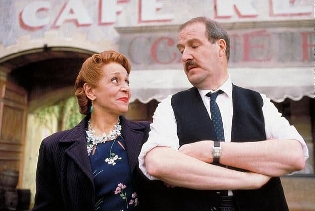 Preminuo Rene iz serije "Alo, Alo" Preminuo Rene iz serije "Alo, Alo"