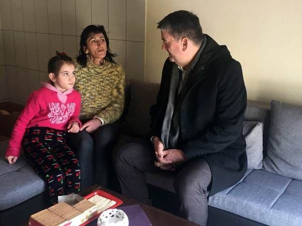 Opština obezbijedila stan Tanji Miljanić i njenoj kćerki Opština obezbijedila stan Tanji Miljanić i njenoj kćerki