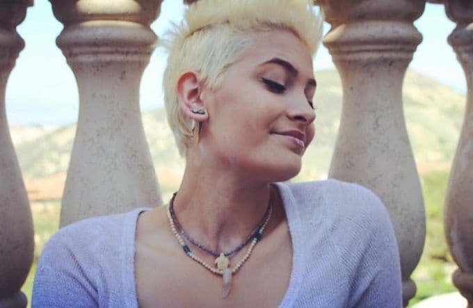 Ćerka Majkla Džeksona: Moj otac je ubijen Ćerka Majkla Džeksona: Moj otac je ubijen