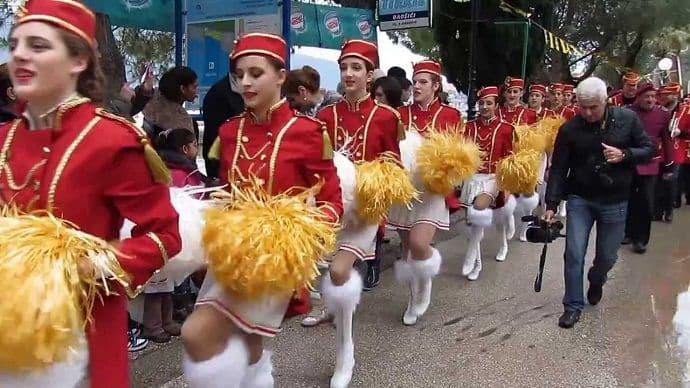 Karavan Praznika mimoze gostuje u Podgorici Karavan Praznika mimoze gostuje u Podgorici