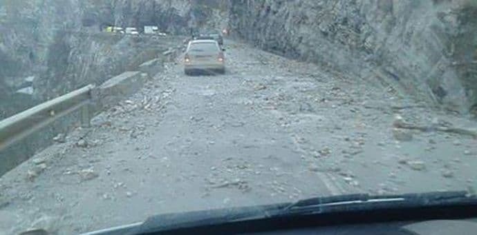 Odroni u Platijama, oprez na putu Odroni u Platijama, oprez na putu