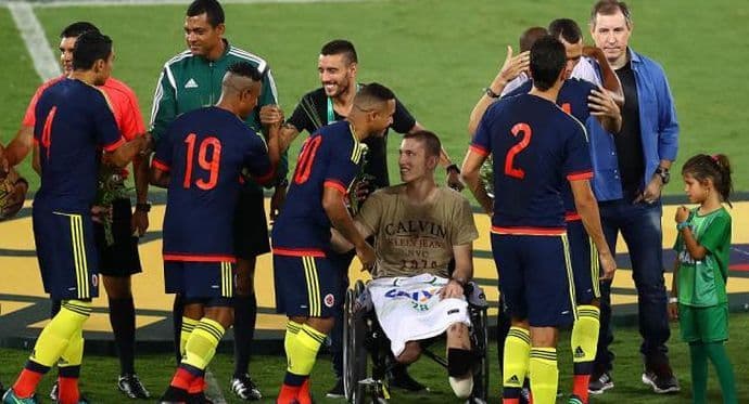 Humanitarni meč u Riju: Brazil i Kolumbija igrali za Šapekoense Humanitarni meč u Riju: Brazil i Kolumbija igrali za Šapekoense