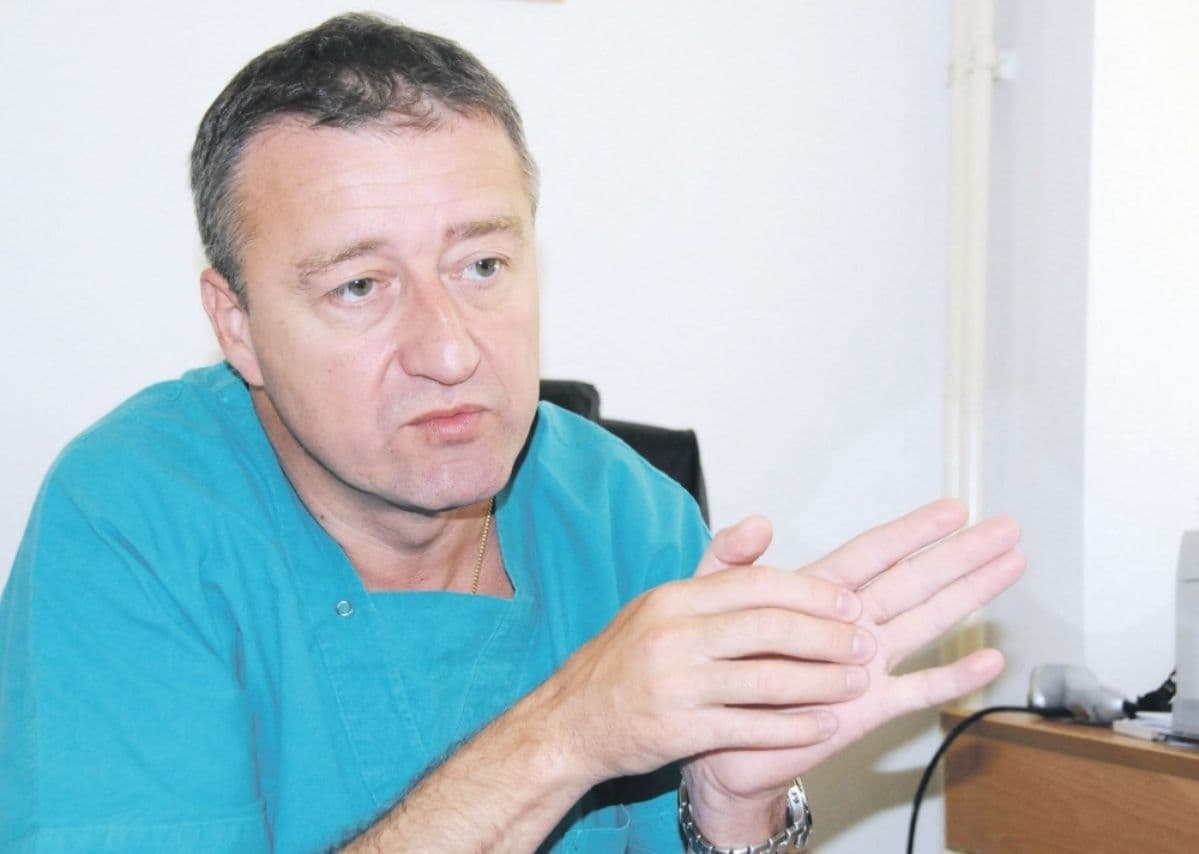 Nikolić: Iza mene je 3.000 operacija samo u Crnoj Gori Nikolić: Iza mene je 3.000 operacija samo u Crnoj Gori