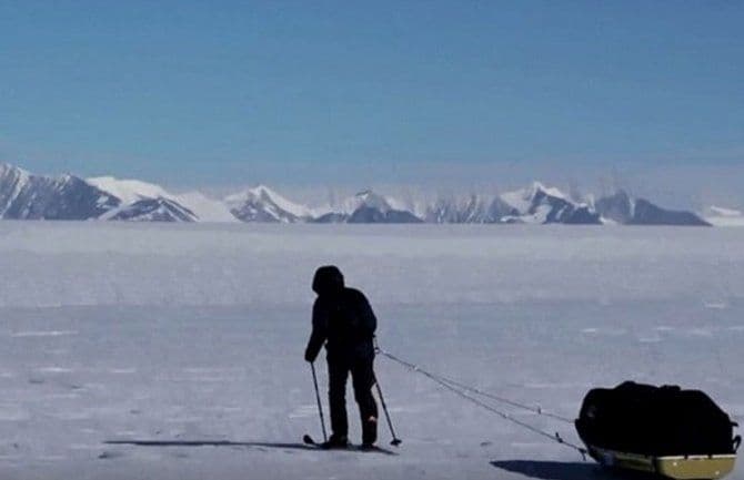 Na skijama stigla do Južnog pola (VIDEO) Na skijama stigla do Južnog pola (VIDEO)