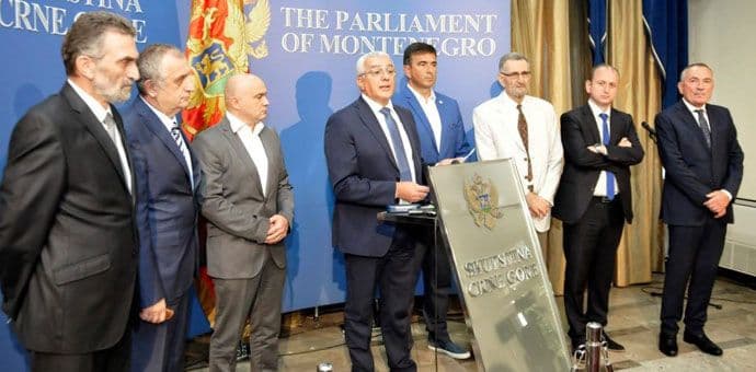 Nacrt Deklaracije: „I srpsko i bošnjačko pitanje nijesu riješeni u Crnoj Gori“ Nacrt Deklaracije: „I srpsko i bošnjačko pitanje nijesu riješeni u Crnoj Gori“