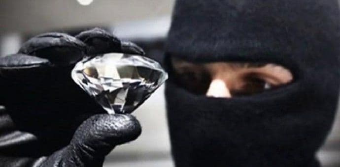 ITALIJA: Uhapšena tri člana kriminalne grupe Pink panter ITALIJA: Uhapšena tri člana kriminalne grupe Pink panter