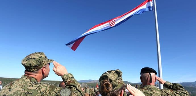 Hrvatska razmišlja o vraćanju obaveznog vojnog roka Hrvatska razmišlja o vraćanju obaveznog vojnog roka