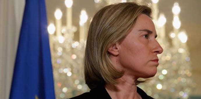 Mogerini kritikovala Trampovu uredbu o imigraciji Mogerini kritikovala Trampovu uredbu o imigraciji