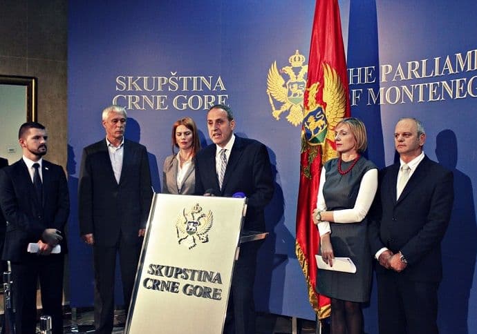 LP: Nacionalisti svih boja koče napredak i životne priče LP: Nacionalisti svih boja koče napredak i životne priče