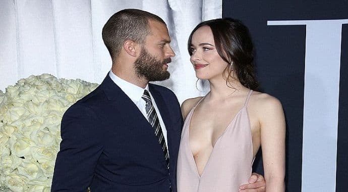 Na premijeri "Pedeset nijansi: Mračnije" sve oči uprte u Dakotu Johnson Na premijeri "Pedeset nijansi: Mračnije" sve oči uprte u Dakotu Johnson